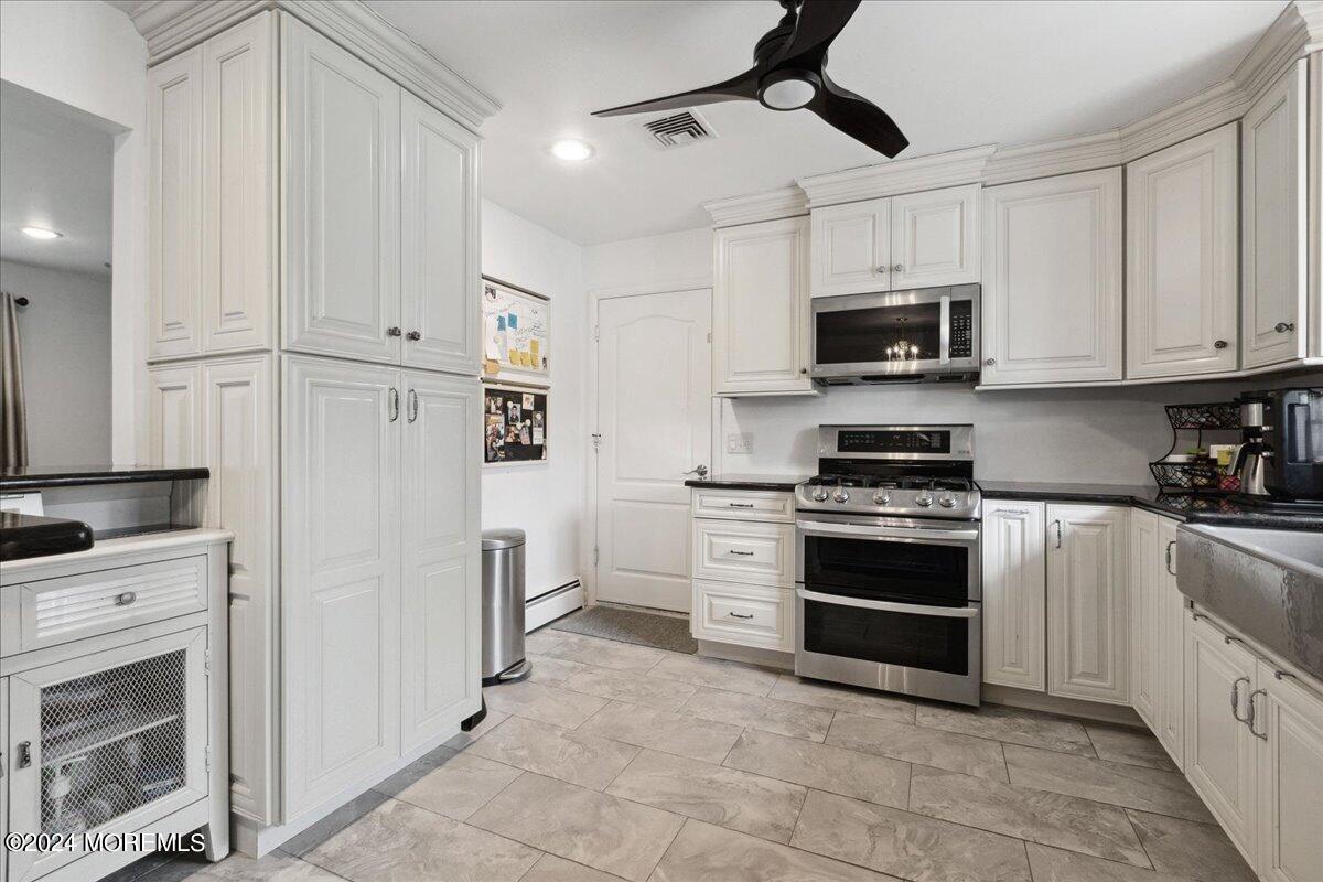 206 Dutch Lane Road Freehold, NJ 07728 - Photo 11 of 45 11-206 Dutch Lane Rd, Freehold, NJ-11