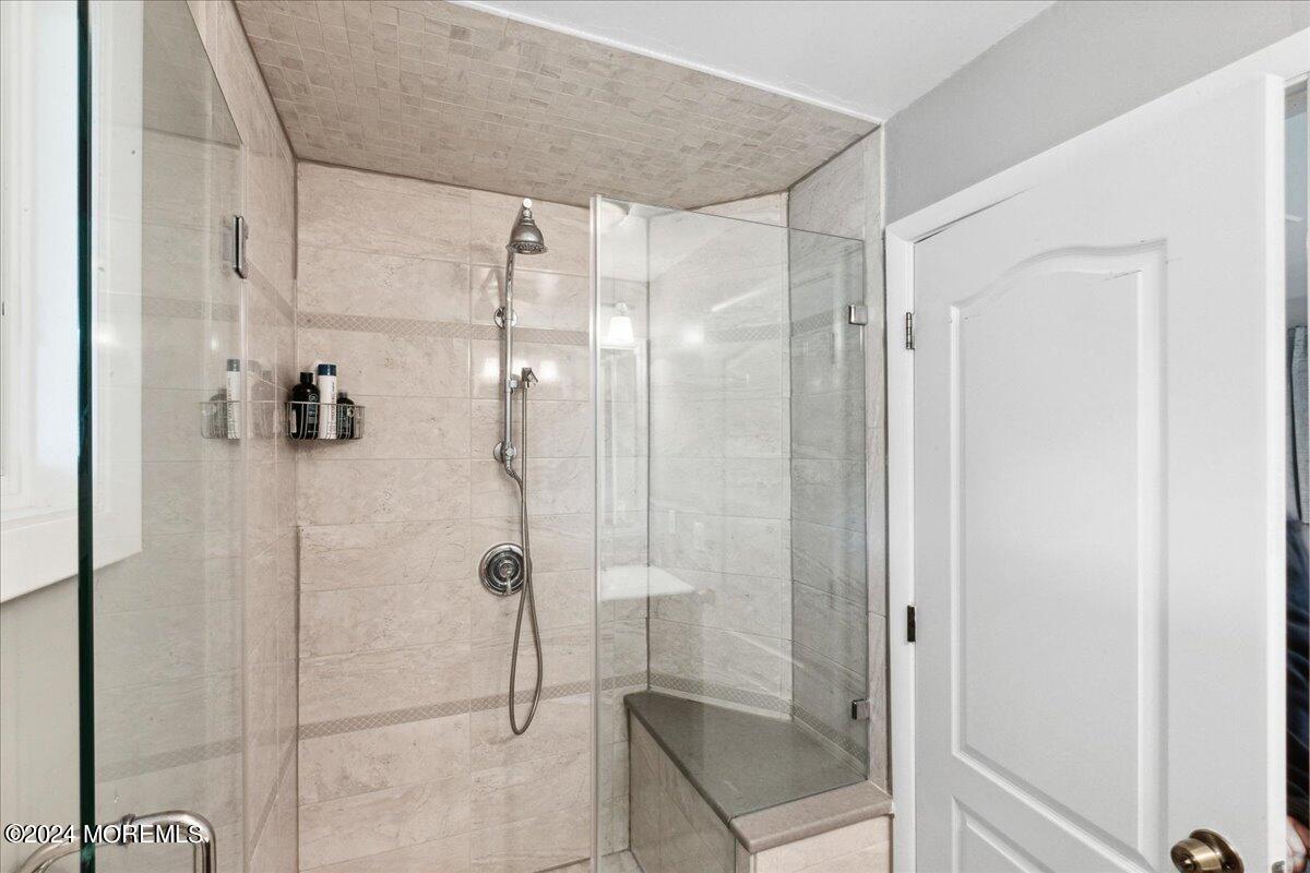 206 Dutch Lane Road Freehold, NJ 07728 - Photo 16 of 45 16-206 Dutch Lane Rd, Freehold, NJ-16