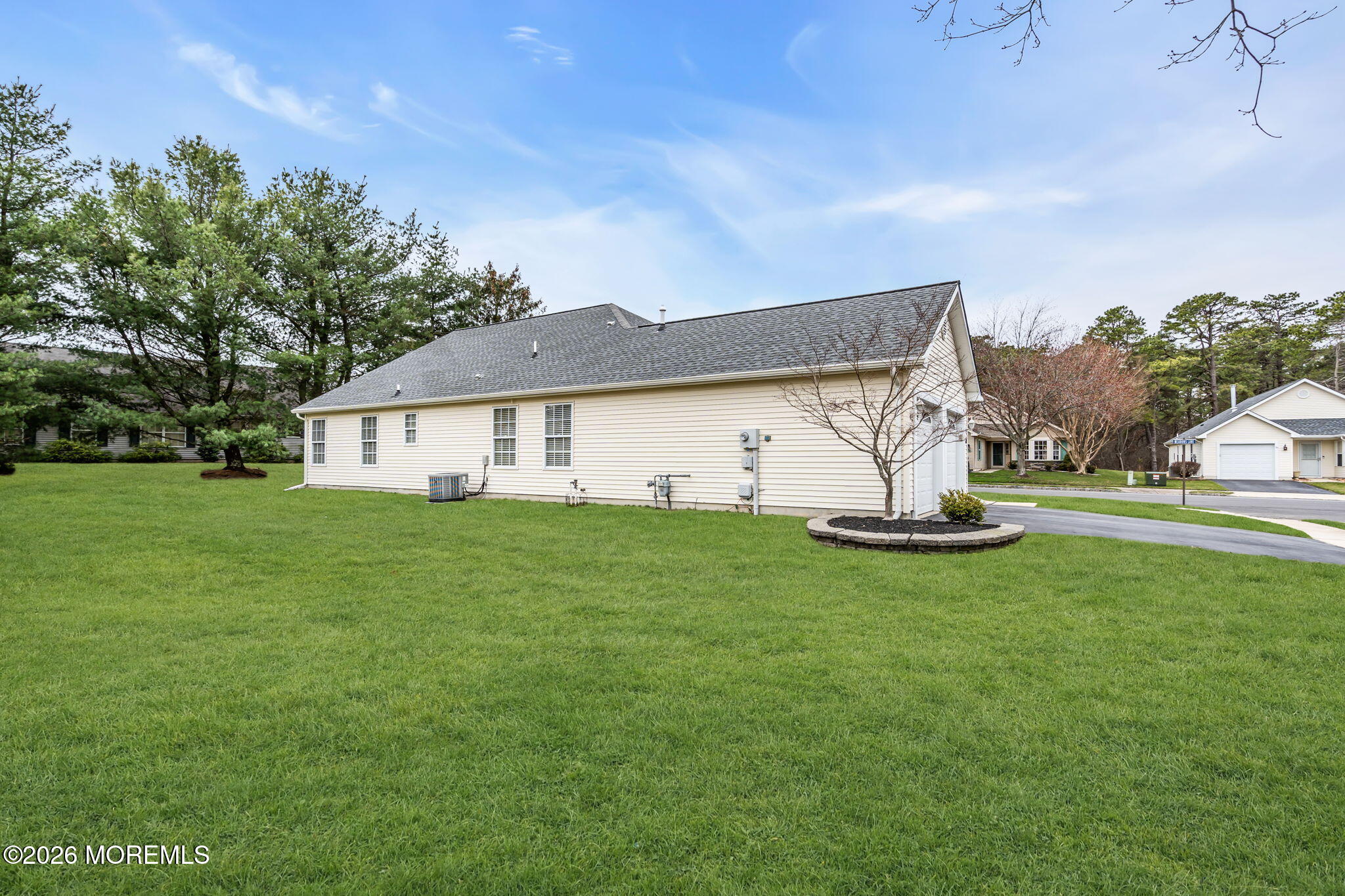 22 Woodspring Lane Whiting, NJ 08759 - Photo 4 of 38 9-web-or-mls-DSC08241-1