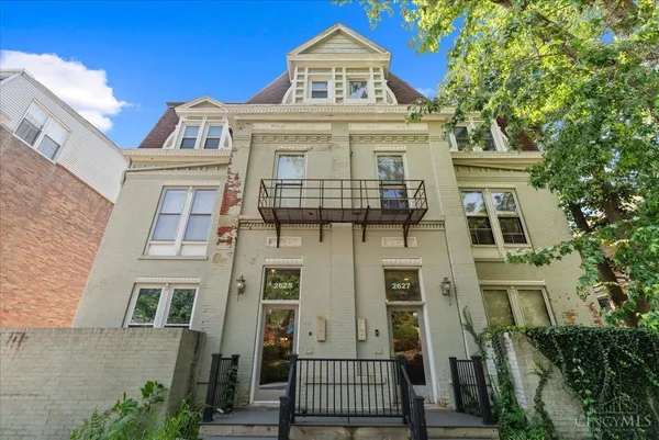 $290,000 | 2625 Cleinview Avenue, Unit 2, Cincinnati, OH 45206