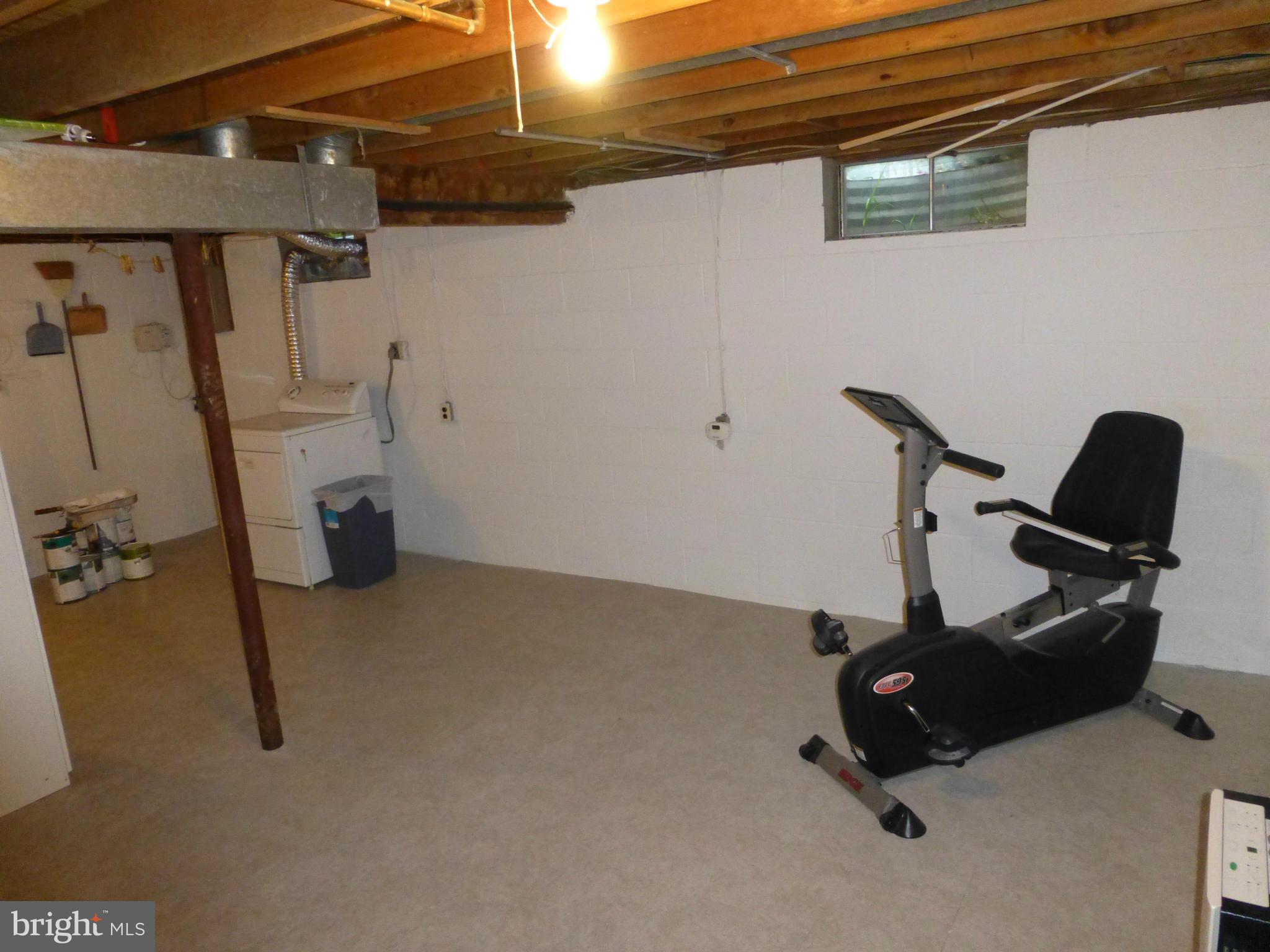 9317 Perglen Road Baltimore, MD 21236 - Photo 16 of 23 a room with gym equipment