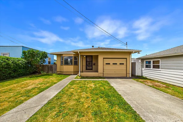 $309,000 | 430 South 16th Street, Fortuna, CA 95540