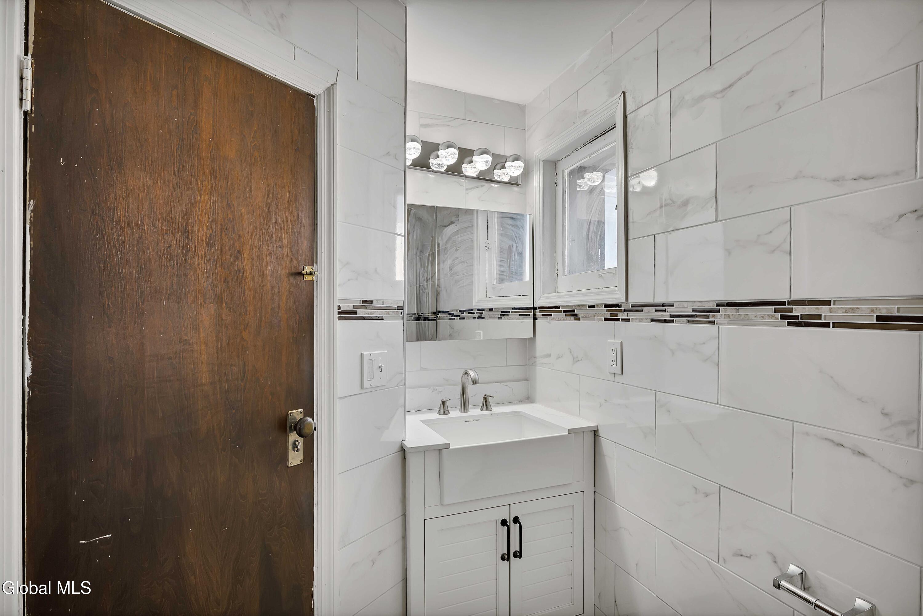 246 Union Street Schenectady, NY 12305 - Photo 22 of 34 22-P1503877