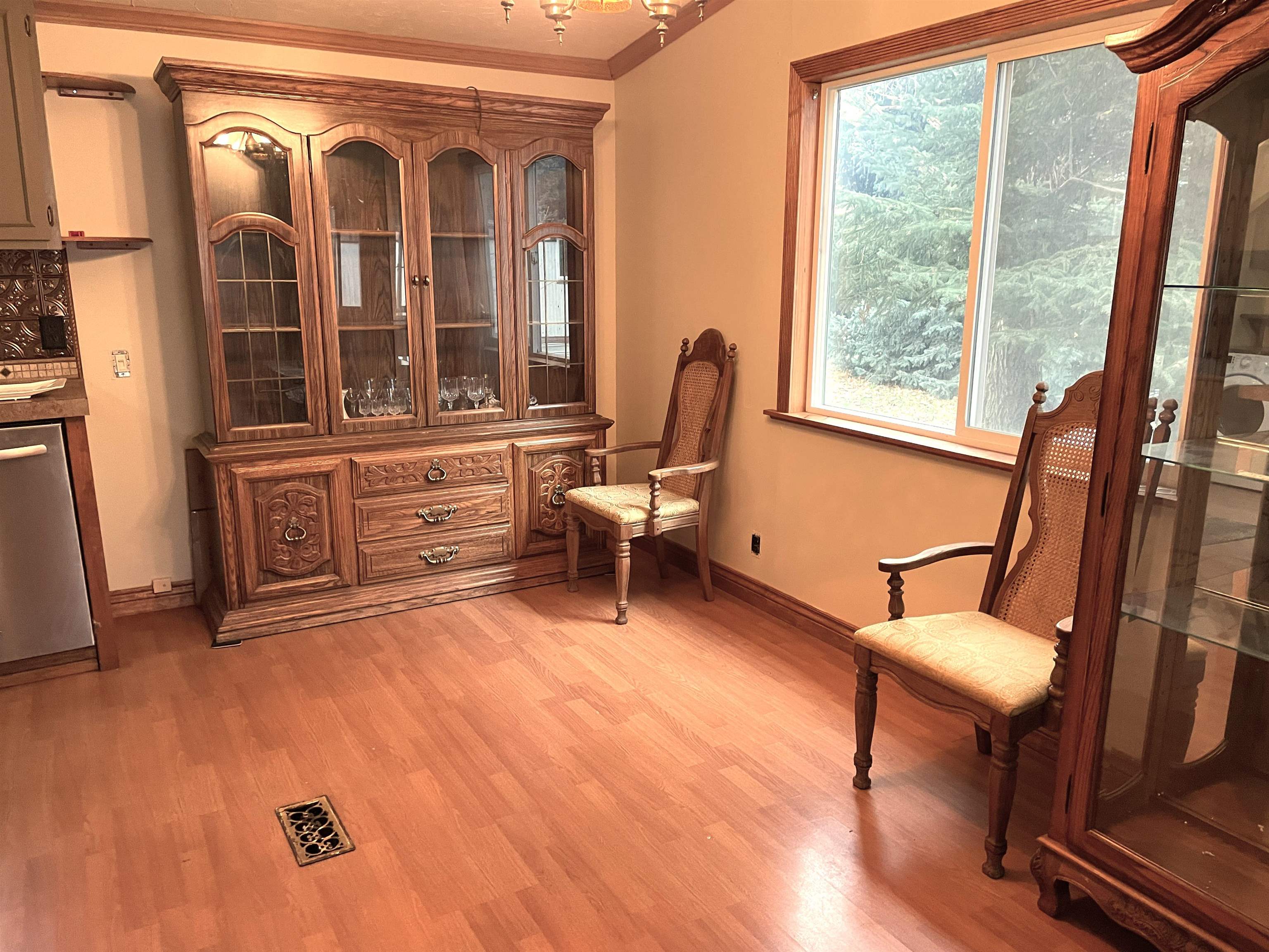 3925 East Farwell Road, Unit 6 Mead, WA 99021 - Photo 6 of 11 Gallery Image 6