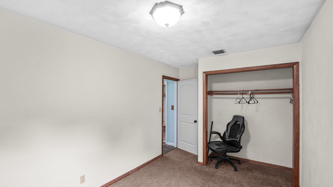 10009 Wolf Road Geneseo, IL 61254 - Photo 24 of 63