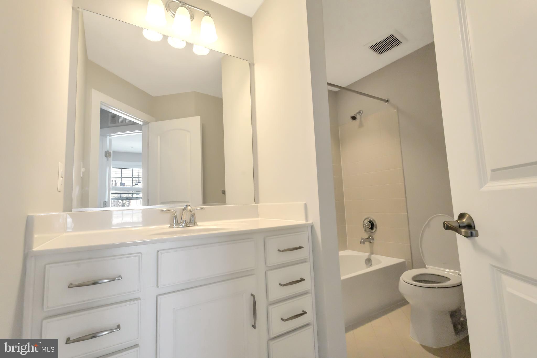 309 Hendrix Avenue Gaithersburg, MD 20878 - Photo 19 of 35