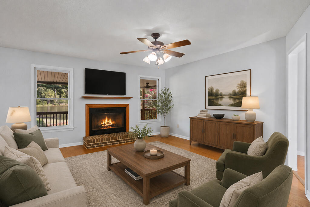 223 Cove Road Greenwood, SC 29646 - Photo 3 of 22 Gallery Image 3