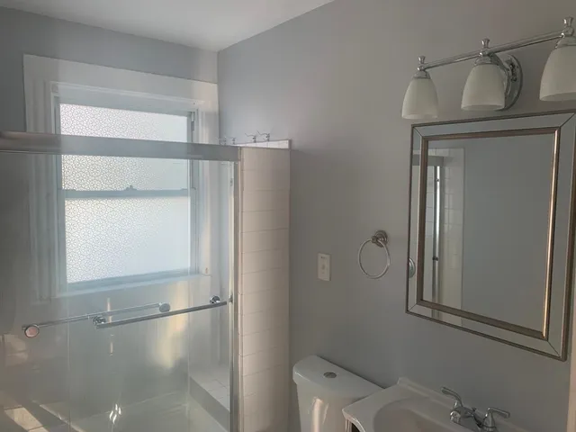 $800,000 | 33 Hamilton Avenue, Haverhill, MA 01830