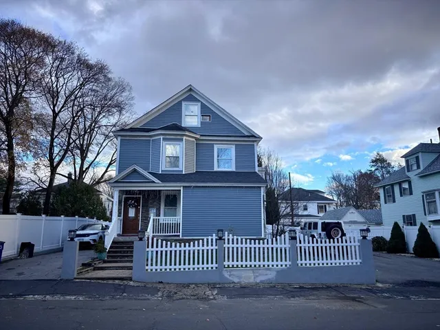 $800,000 | 33 Hamilton Avenue, Haverhill, MA 01830