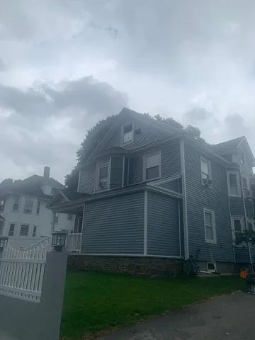 $800,000 | 33 Hamilton Avenue, Haverhill, MA 01830