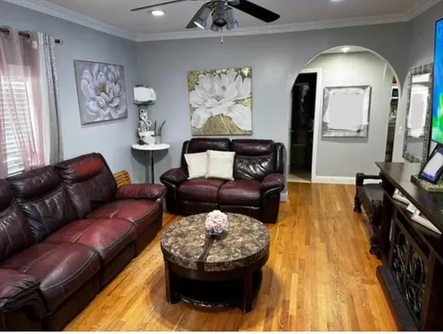 $800,000 | 33 Hamilton Avenue, Haverhill, MA 01830