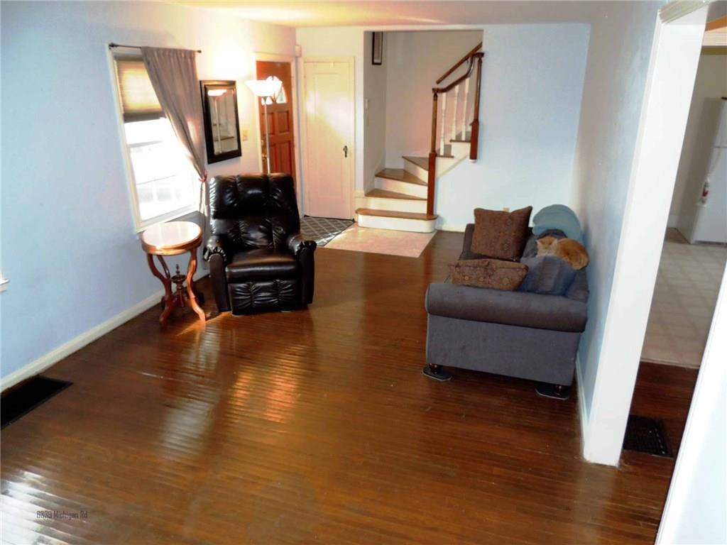 6339 Michigan Road Indianapolis, IN 46260 - Photo 4 of 23 Gallery Image 4