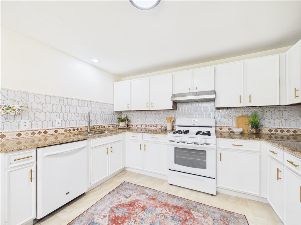 39 Wind Mill Road Pittsford, NY 14534 - Photo 21 of 50