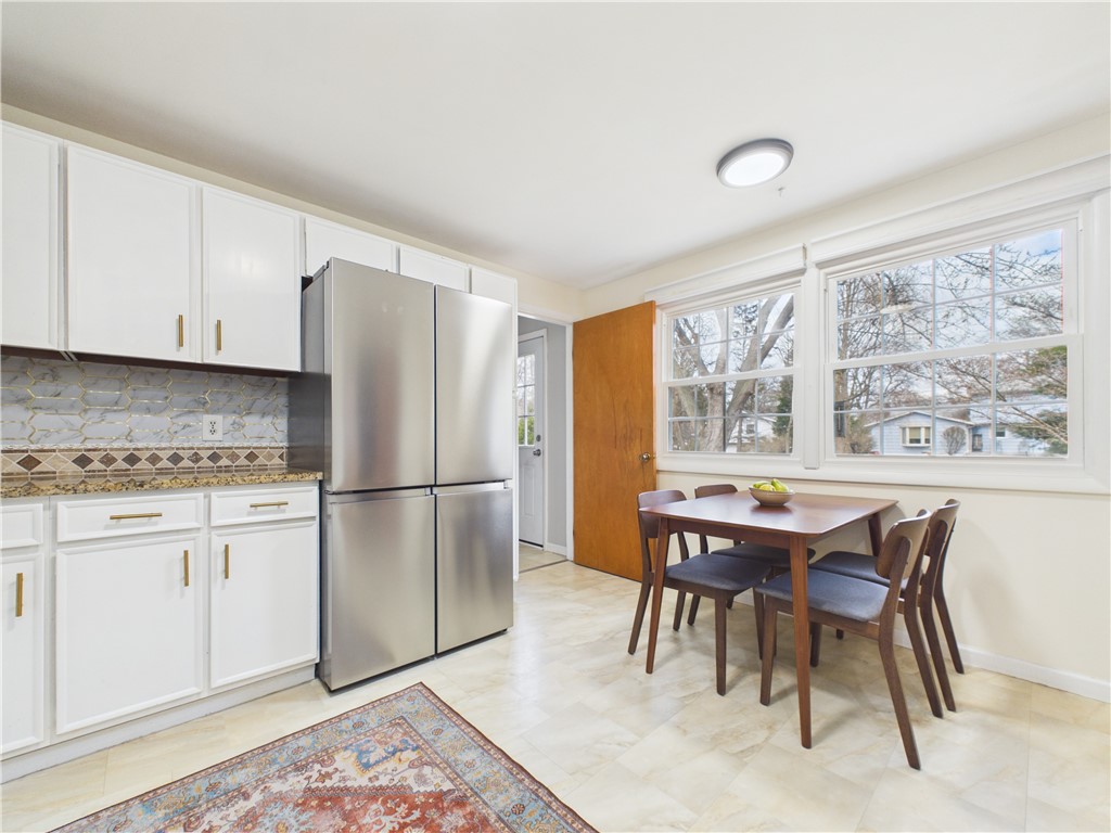 39 Wind Mill Road Pittsford, NY 14534 - Photo 23 of 50