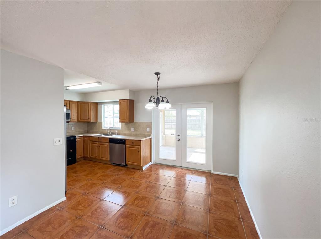 4805 Beacon Street Orlando, FL 32808 - Photo 6 of 26