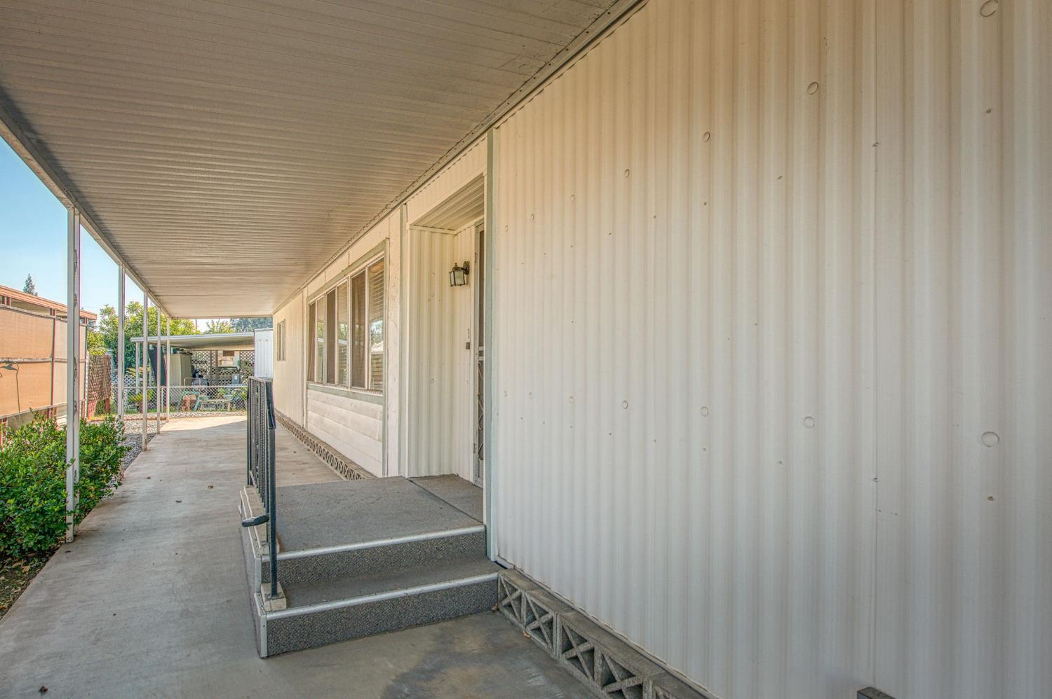 1300 West Olson Avenue, Unit 75 Reedley, CA 93654 - Photo 5 of 40 a view of entryway