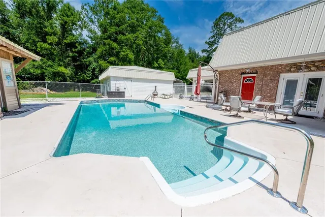 $675,000 | 174 Southwest Dalmation Lane, Lake City, FL 32024