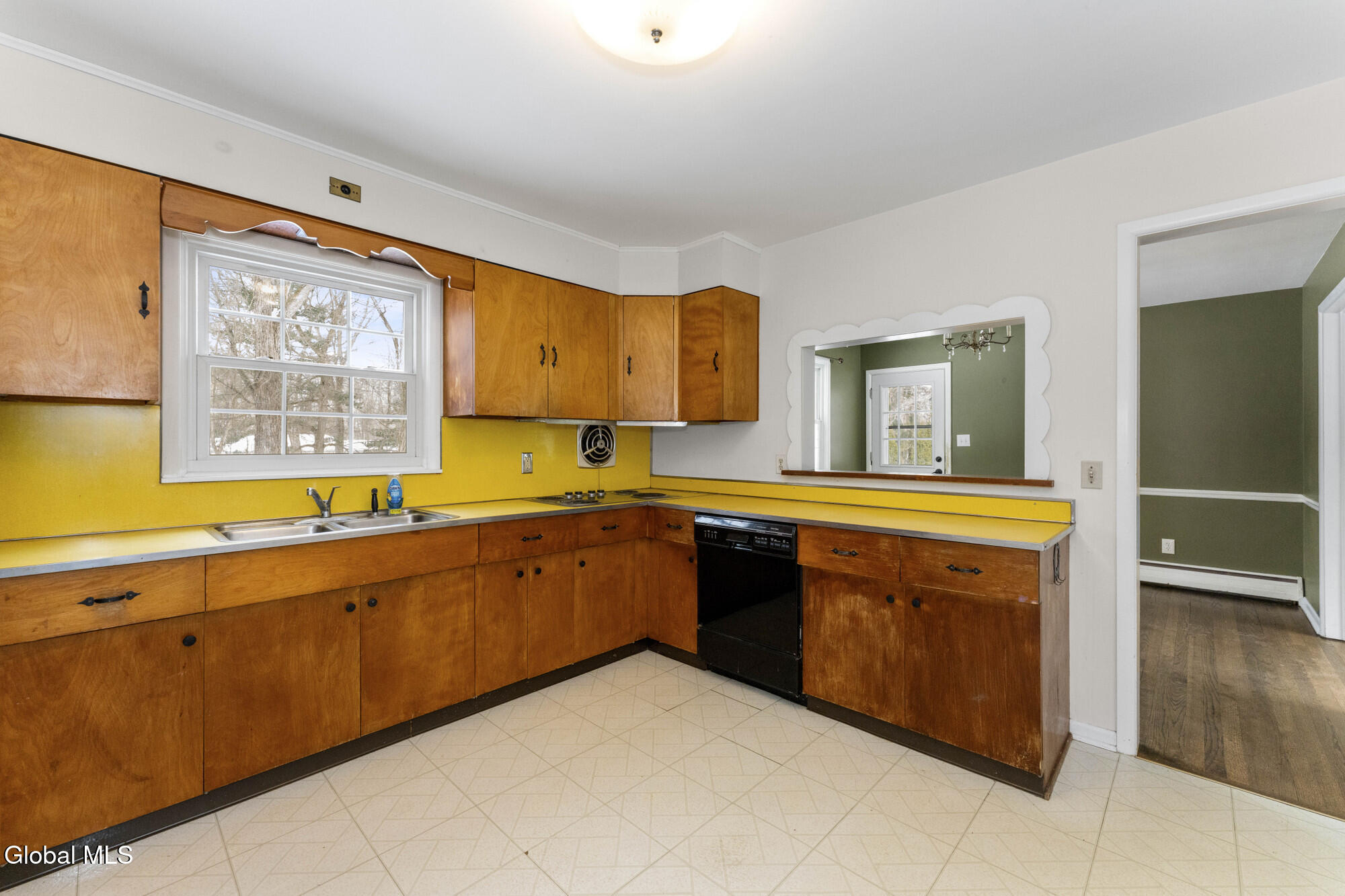 6 Maple Ridge Avenue Schodack, NY 12061 - Photo 12 of 28 6 Maple Ridge Ave