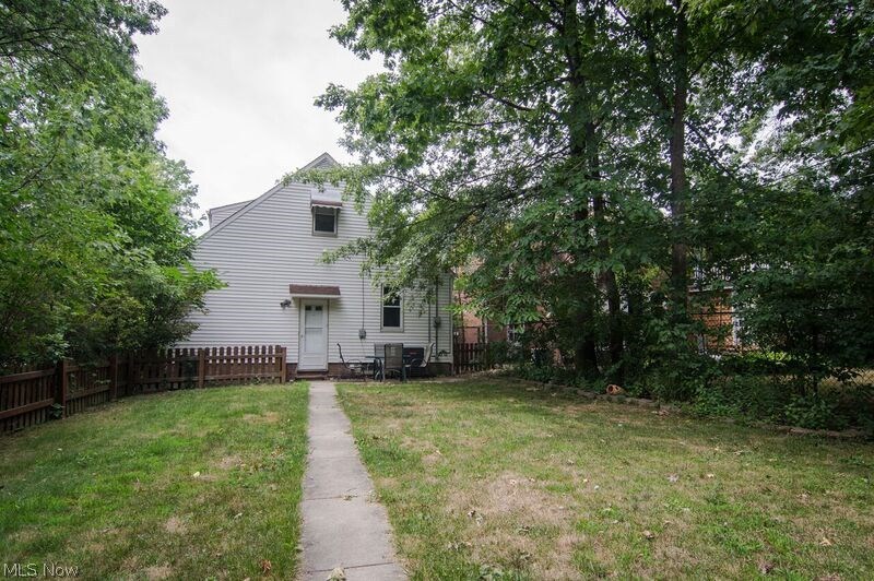 1543 Middleton Road Cleveland, OH 44121 - Photo 17 of 18