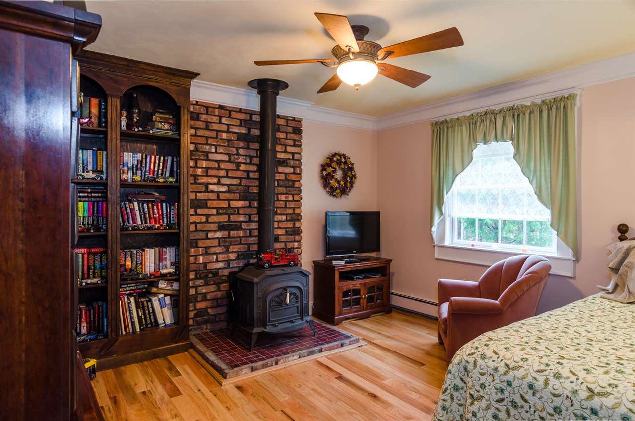 16 Skye Farm Road Deering, NH 03244 - Photo 27 of 39
