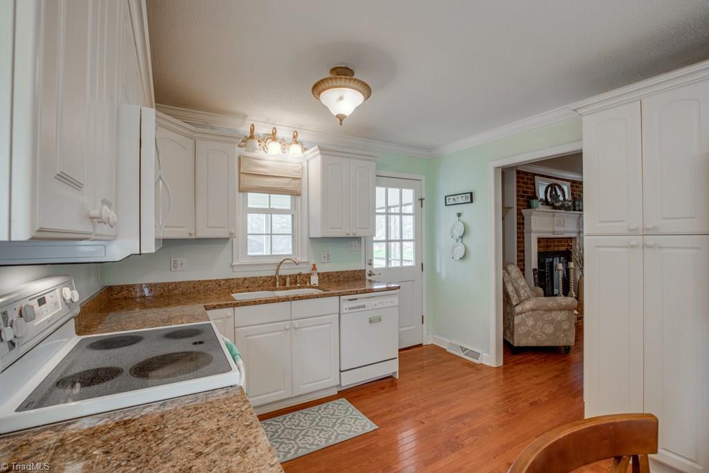 6900 Millbridge Road Clemmons, NC 27012 - Photo 15 of 26