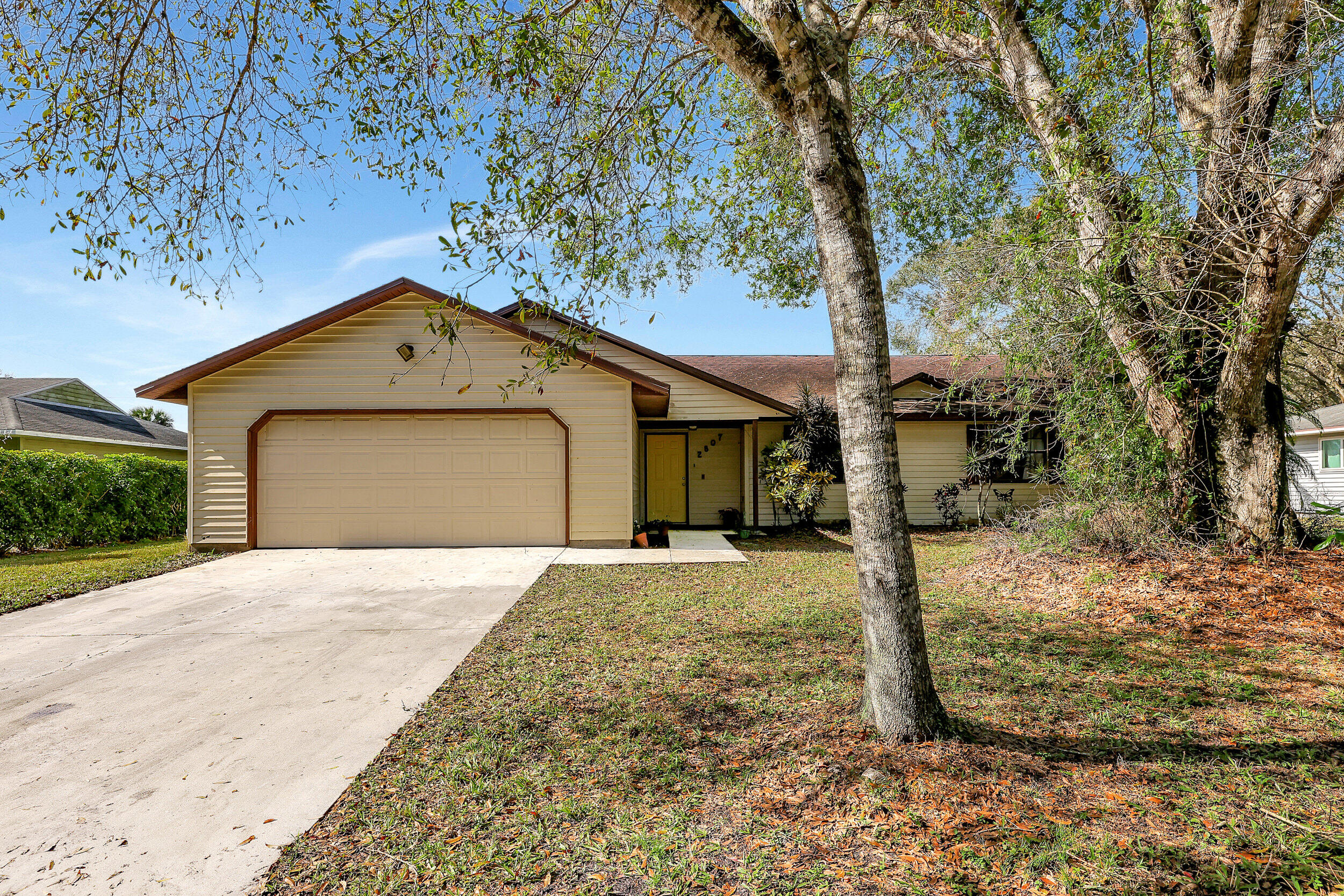 2807 South 27th Street Fort Pierce, FL 34981 - Photo 1 of 30 Front of home