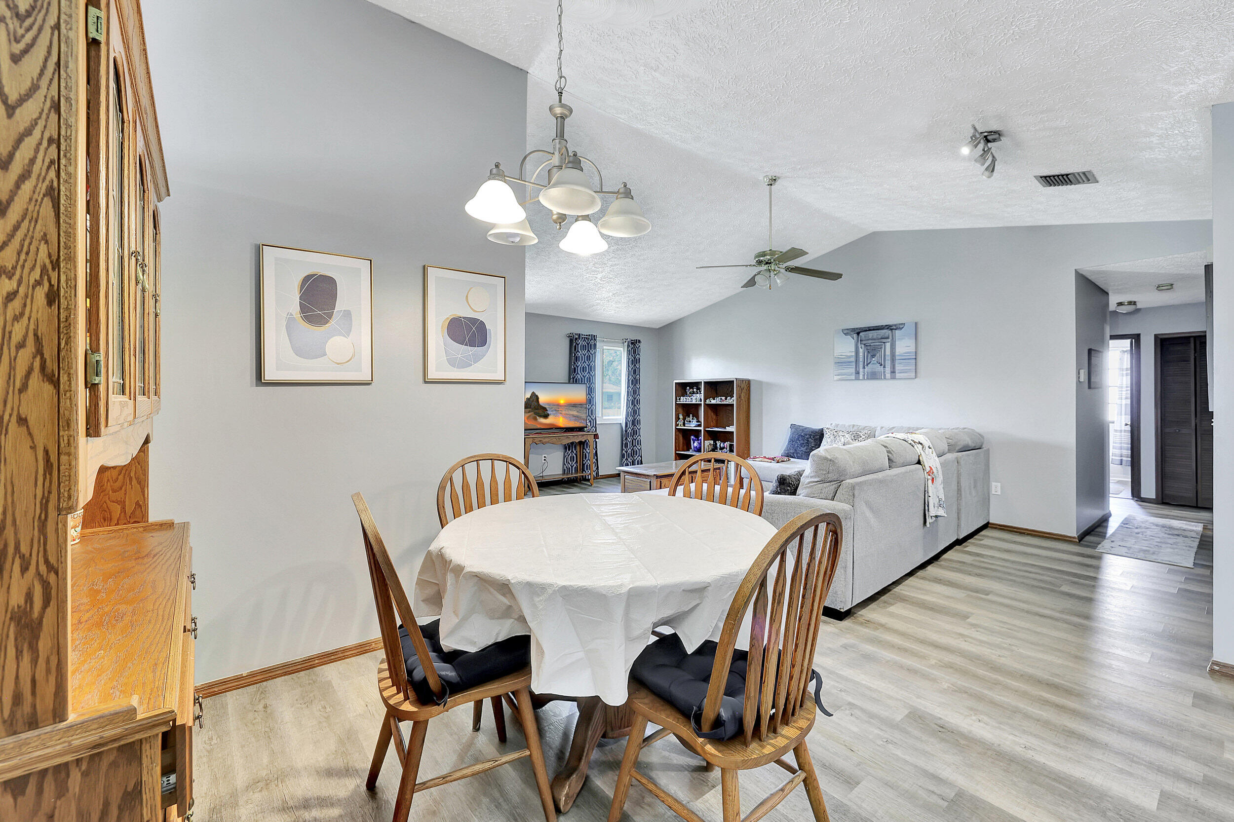 2807 South 27th Street Fort Pierce, FL 34981 - Photo 3 of 30 23_632a1258