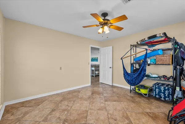 $575,000 | 2823 Bayshore Drive, Bacliff, TX 77518