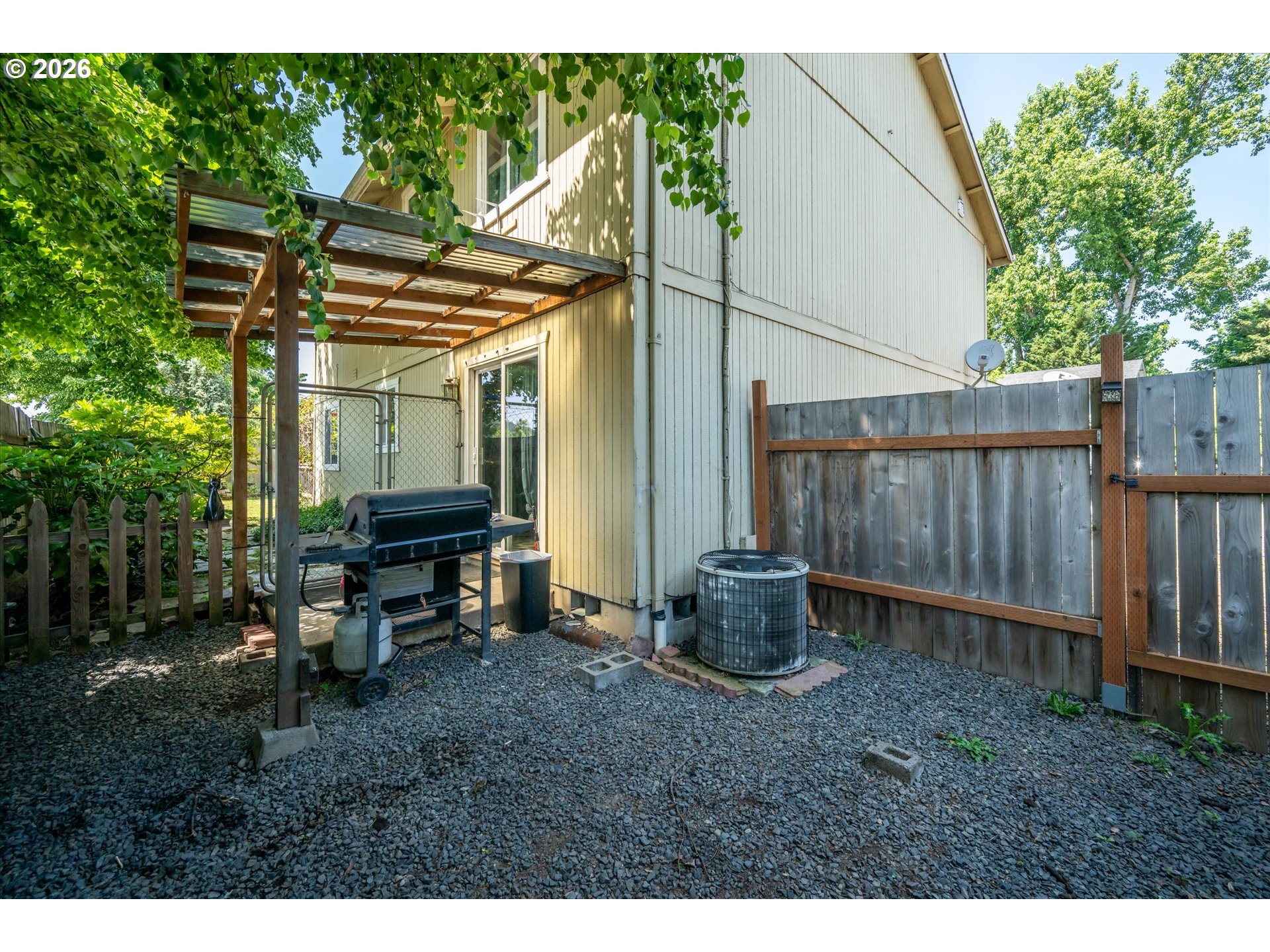 995 Kintzley Avenue Springfield, OR 97478 - Photo 38 of 47