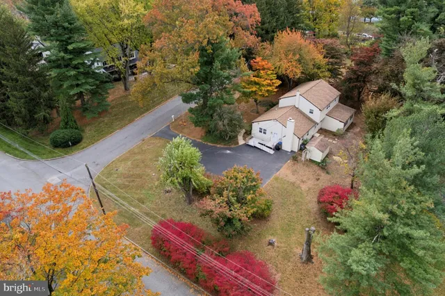 $785,000 | 600 Waynesfield Drive, Newtown Square, PA 19073