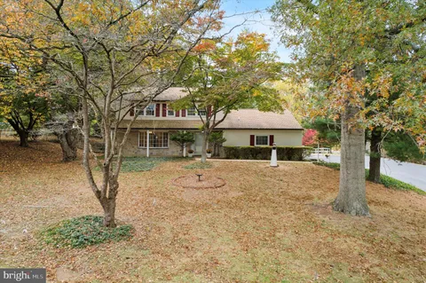 $785,000 | 600 Waynesfield Drive, Newtown Square, PA 19073