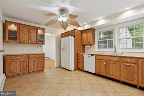 $785,000 | 600 Waynesfield Drive, Newtown Square, PA 19073