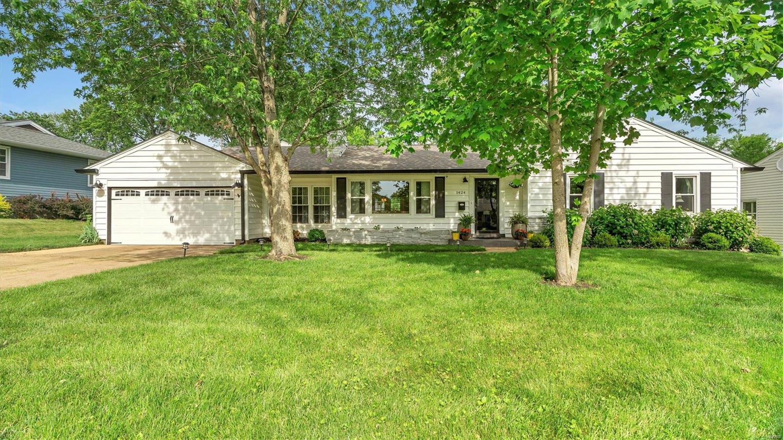 1424 Bridle Road St. Louis, MO 63119 - Photo 1 of 47 Gallery Image 1