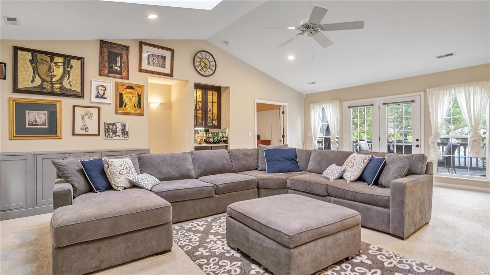 1424 Bridle Road St. Louis, MO 63119 - Photo 16 of 47 Gallery Image 16