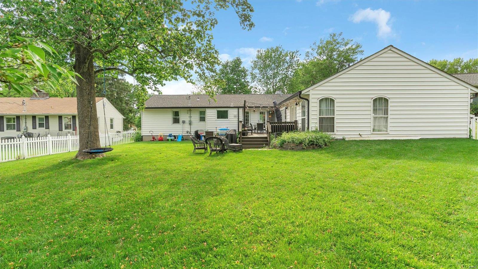1424 Bridle Road St. Louis, MO 63119 - Photo 41 of 47 Gallery Image 41