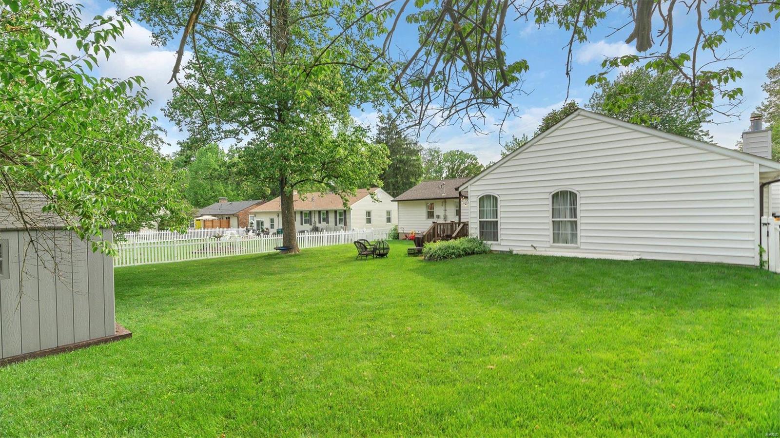 1424 Bridle Road St. Louis, MO 63119 - Photo 43 of 47 Gallery Image 43