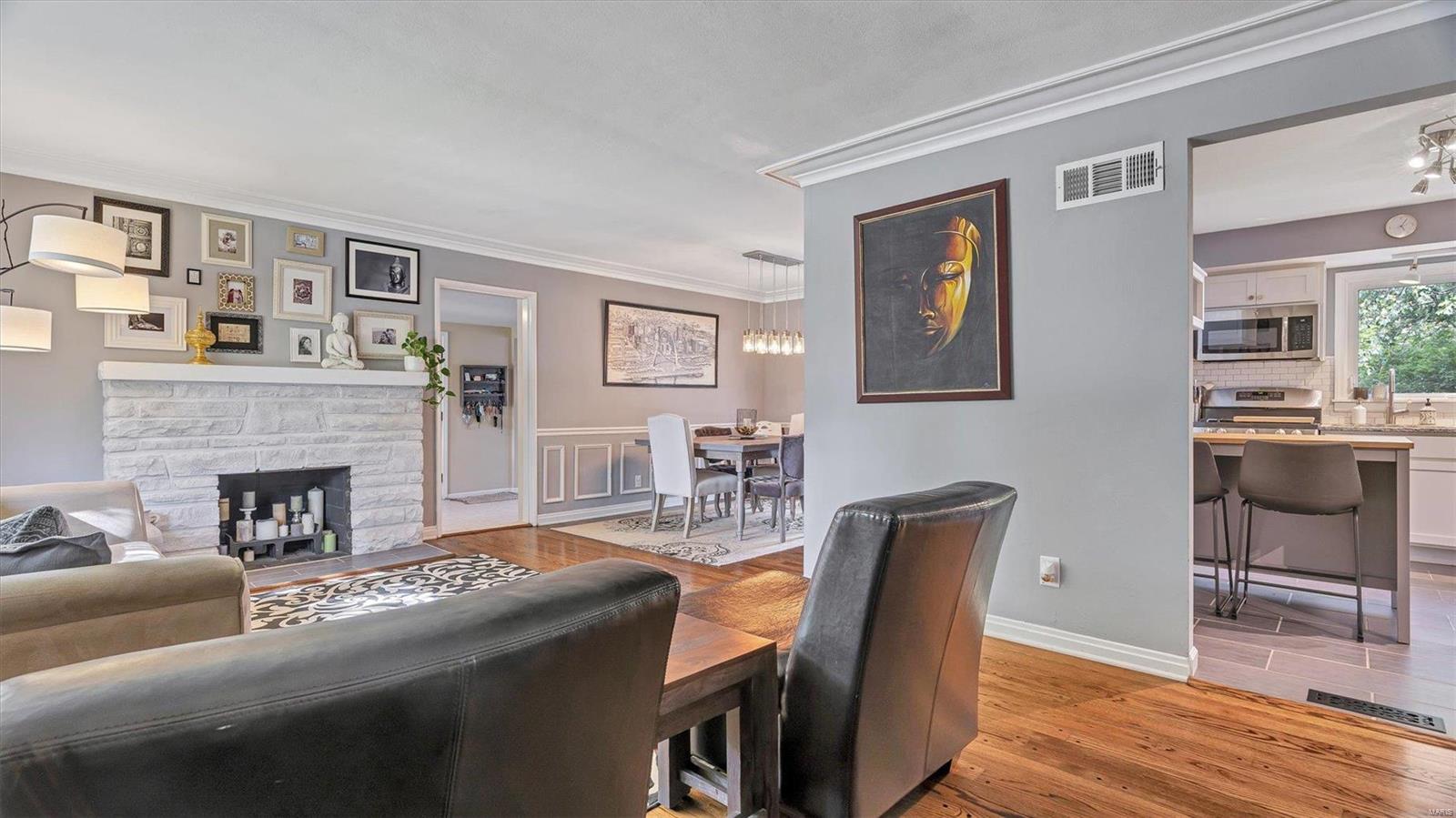 1424 Bridle Road St. Louis, MO 63119 - Photo 8 of 47 Gallery Image 8