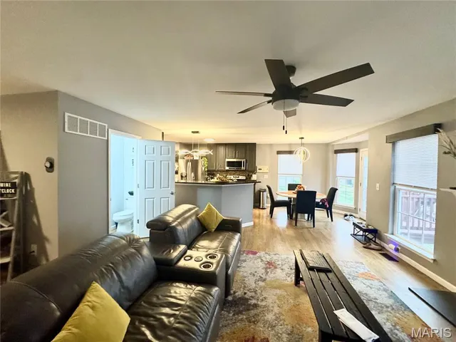 $3,100 | 6807 Hampshire Court, Maryville, IL 62062