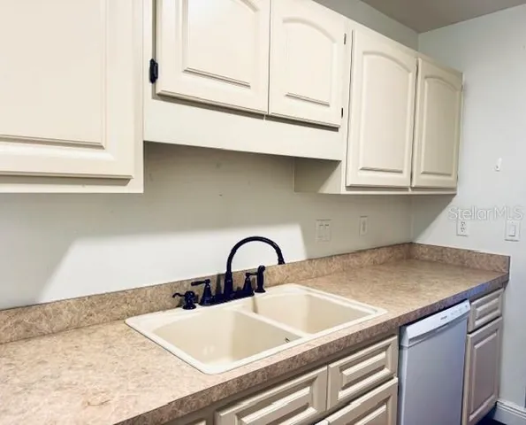 a close view of sink and tap