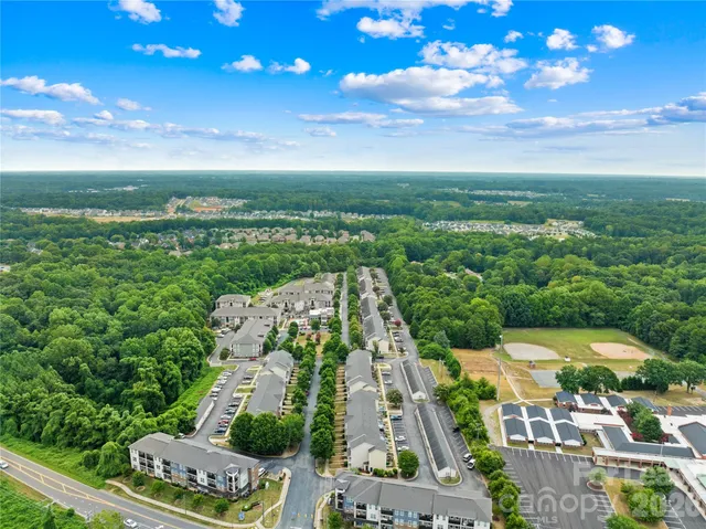 $1,700 | 118 Steam Engine Drive, Unit 201, Mooresville, NC 28115