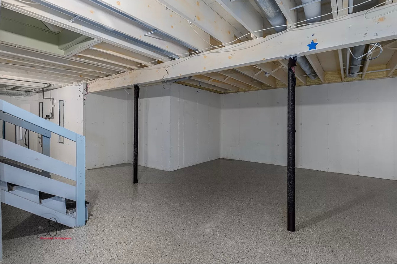 710 Daisy Court Seneca, IL 61360 - Photo 28 of 38 a view of entryway