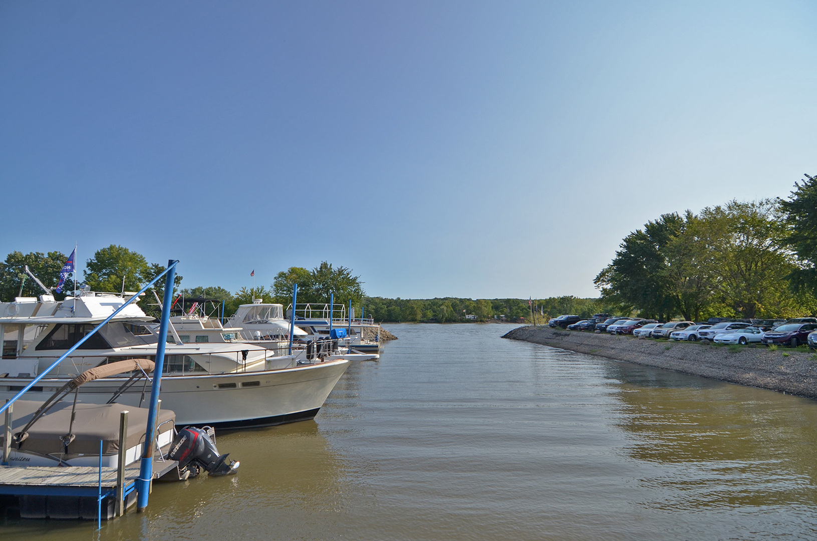710 Daisy Court Seneca, IL 61360 - Photo 34 of 38 a view of a lake with outdoor space