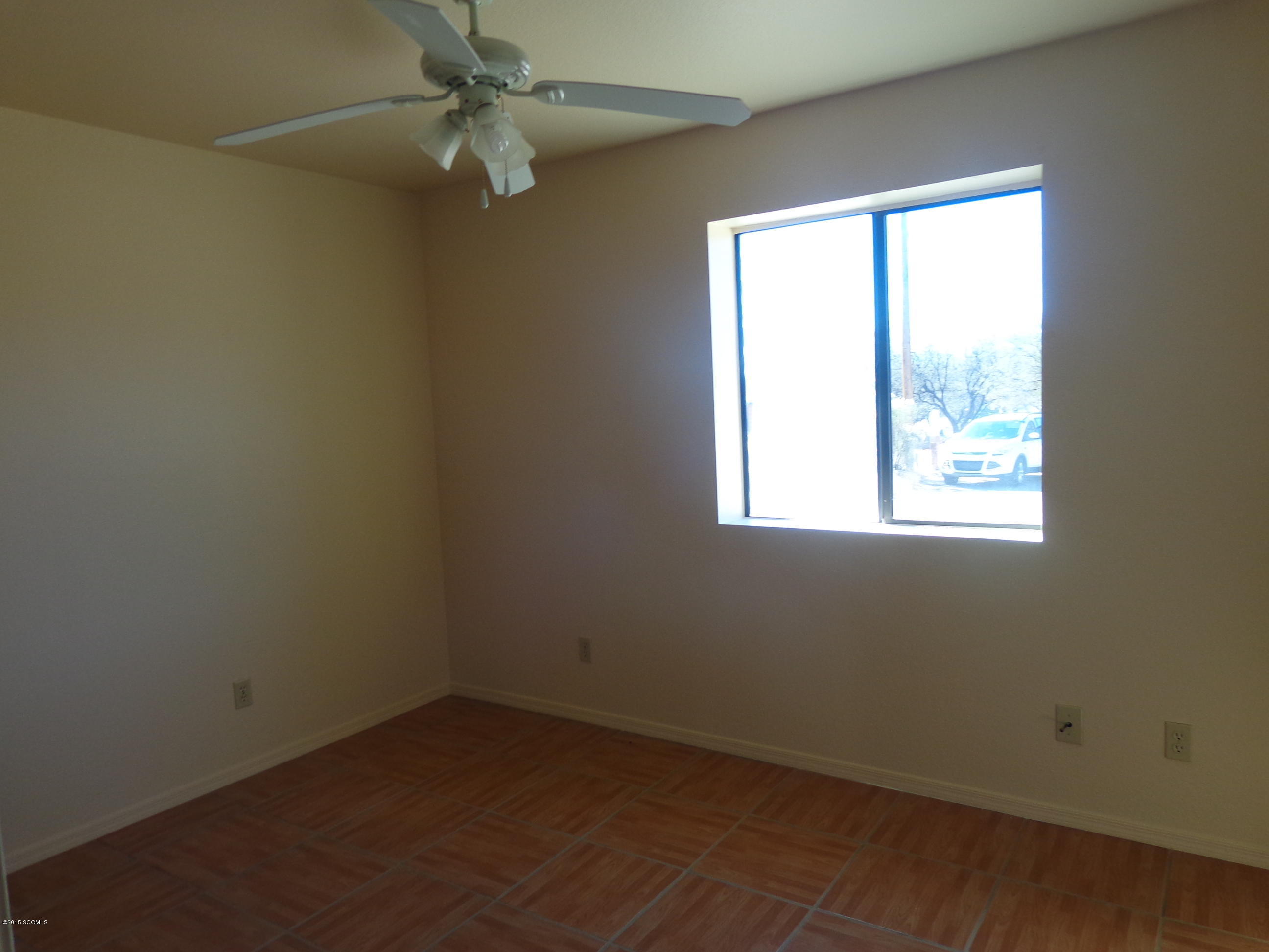 396 Leno Court Rio Rico, AZ 85648 - Photo 7 of 8