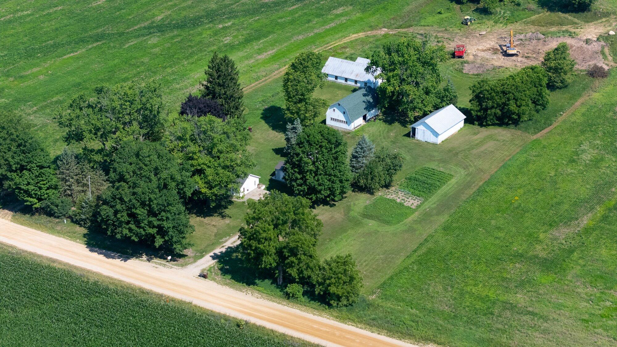2871 River Road Hastings, MI 49058 - Photo 5 of 63 04-WM426Ioniadte-11