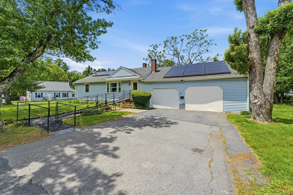 297 Whalom Road Lunenburg, MA 01462 - Photo 9 of 42