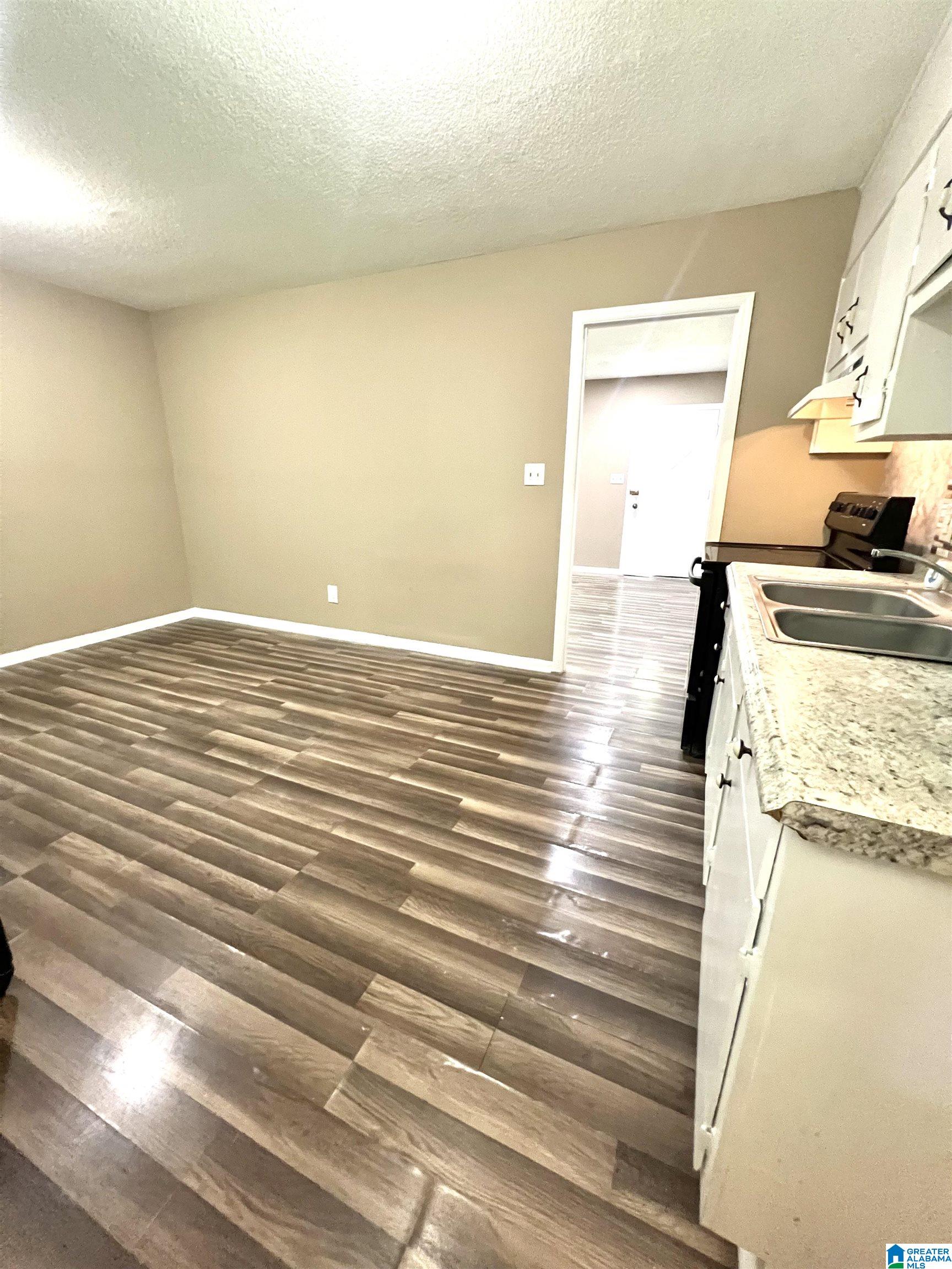 494 Sycamore Street Jemison, AL 35085 - Photo 4 of 16