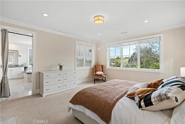 $4,880,000 | 4 Summer House Lane, Newport Beach, CA 92660