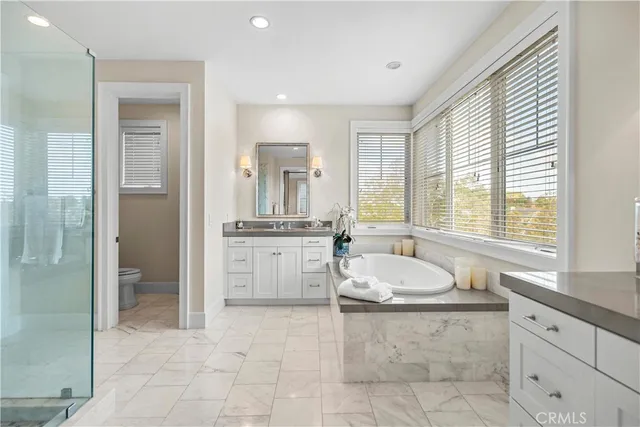 $4,880,000 | 4 Summer House Lane, Newport Beach, CA 92660