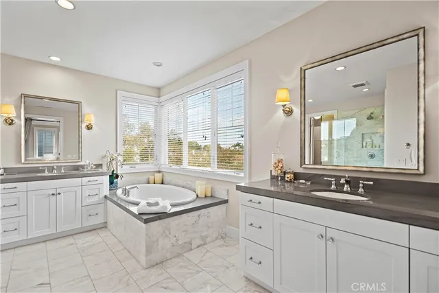 $5,380,000 | 4 Summer House Lane, Newport Beach, CA 92660