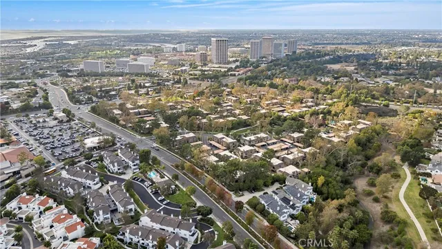 $5,380,000 | 4 Summer House Lane, Newport Beach, CA 92660